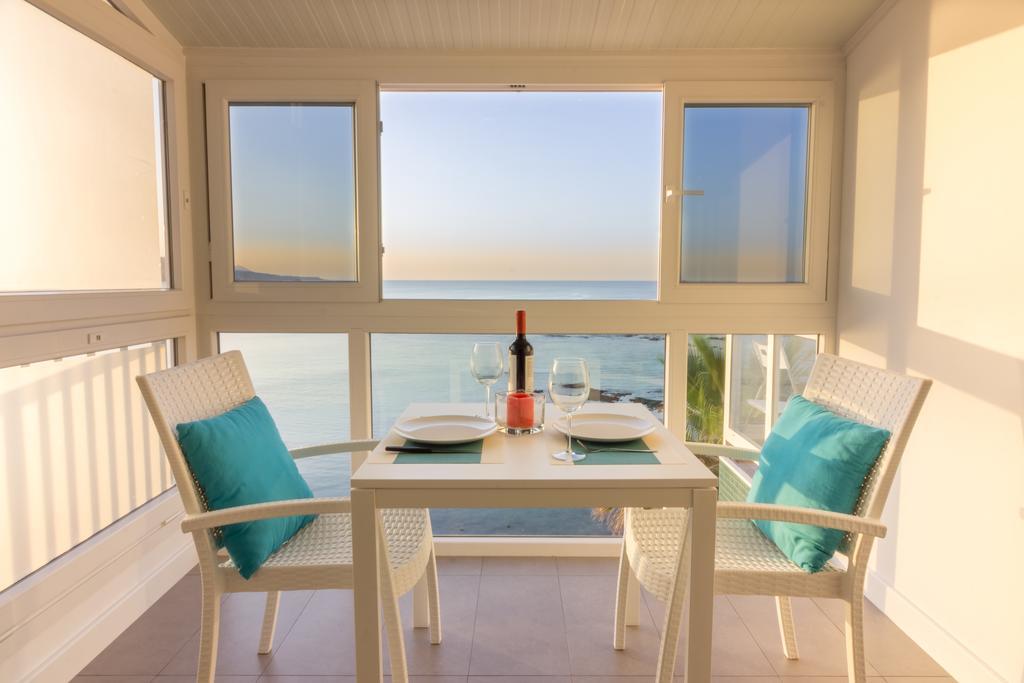 Living Las Canteras Homes - Beachfront Love Story ラスパルマス・デ・グランカナリア エクステリア 写真